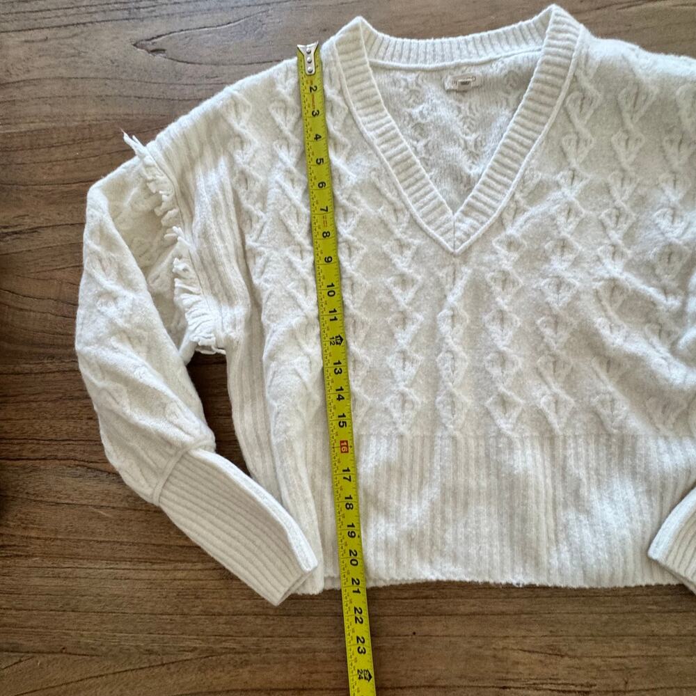 Pilcro (Anthropologie) Women's Sweater - Size M - Picture 6 of 6
